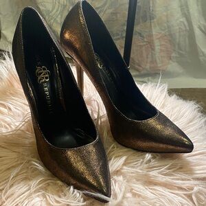 Rock & Republic Bronze Stiletto Heels